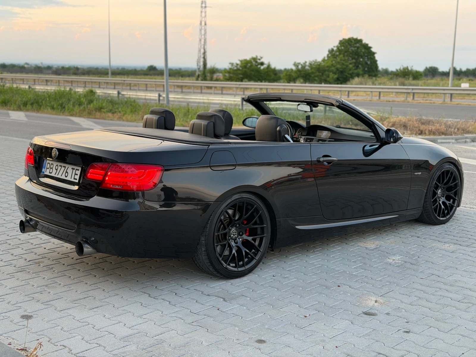 BMW 335 Е93 335i M-Pack* Cabrio* Facelift* 360кс, снимка 5 - Автомобили и джипове - 54808249