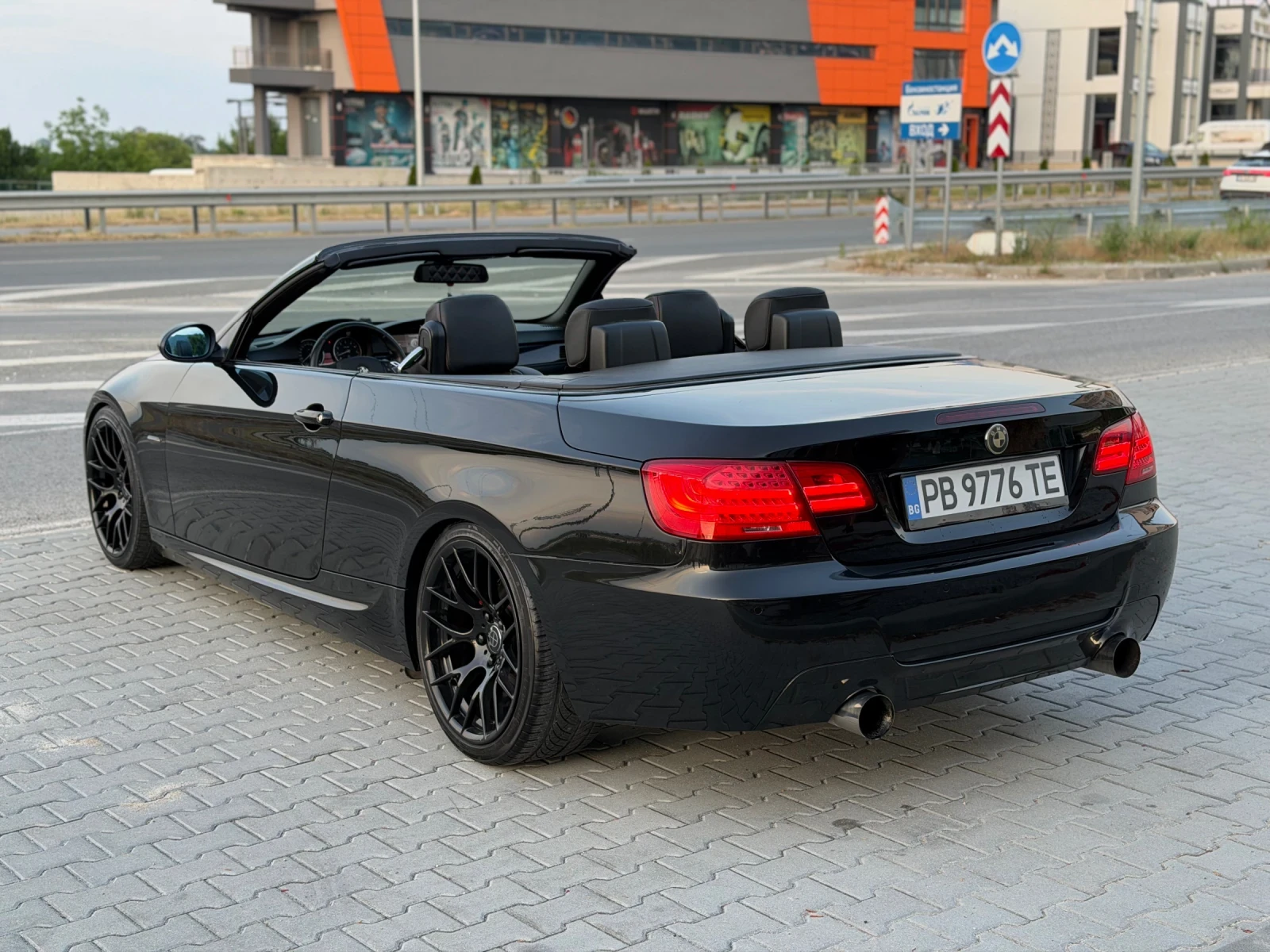 BMW 335 Е93 335i M-Pack* Cabrio* Facelift* 360кс, снимка 7 - Автомобили и джипове - 54808249