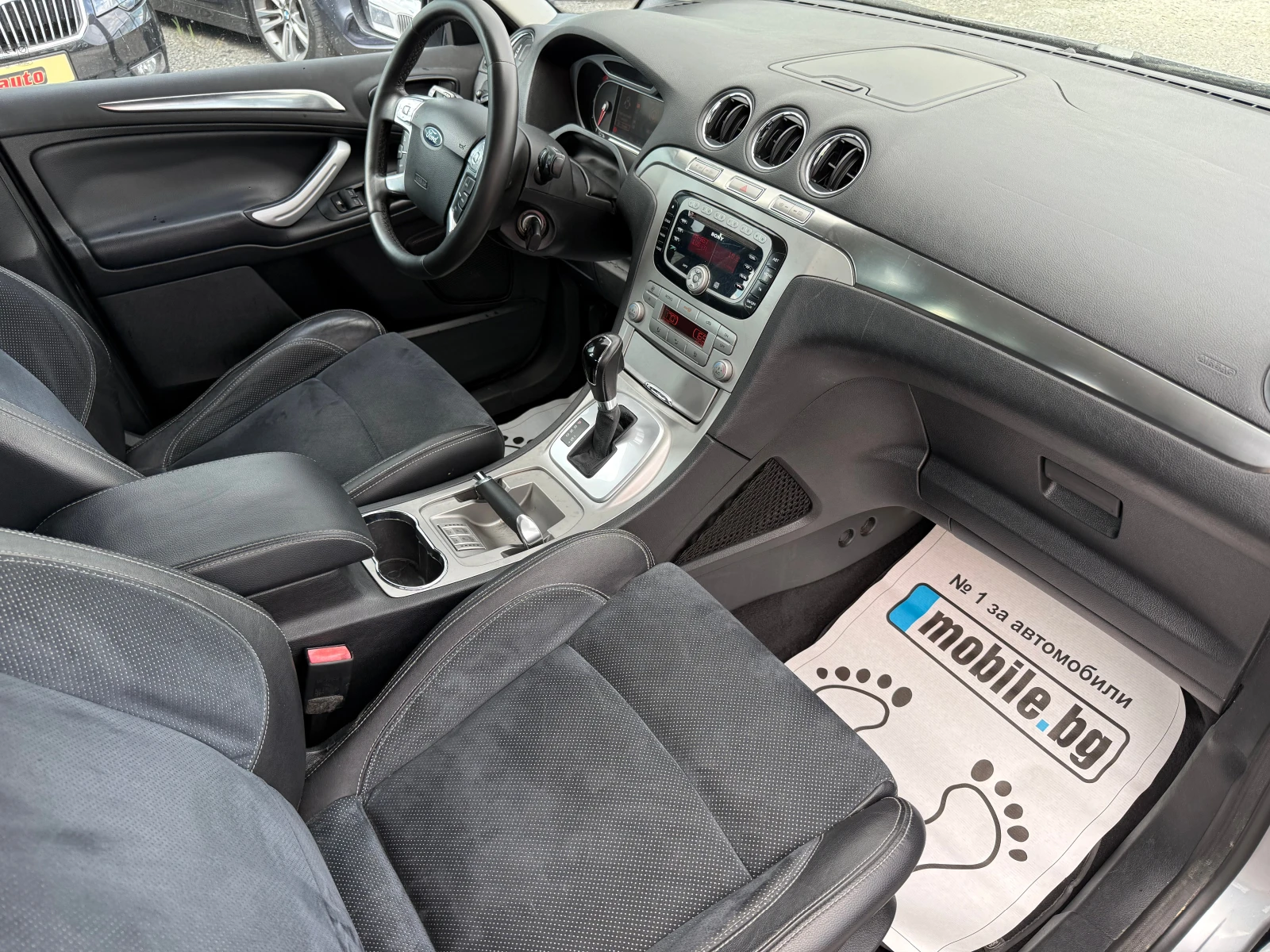 Ford S-Max 2.0TDCI АВТОМАТ* ПОДГРЕВ* АЛКАНТАРА* ШВЕЙЦАРИЯ, снимка 9 - Автомобили и джипове - 55183355