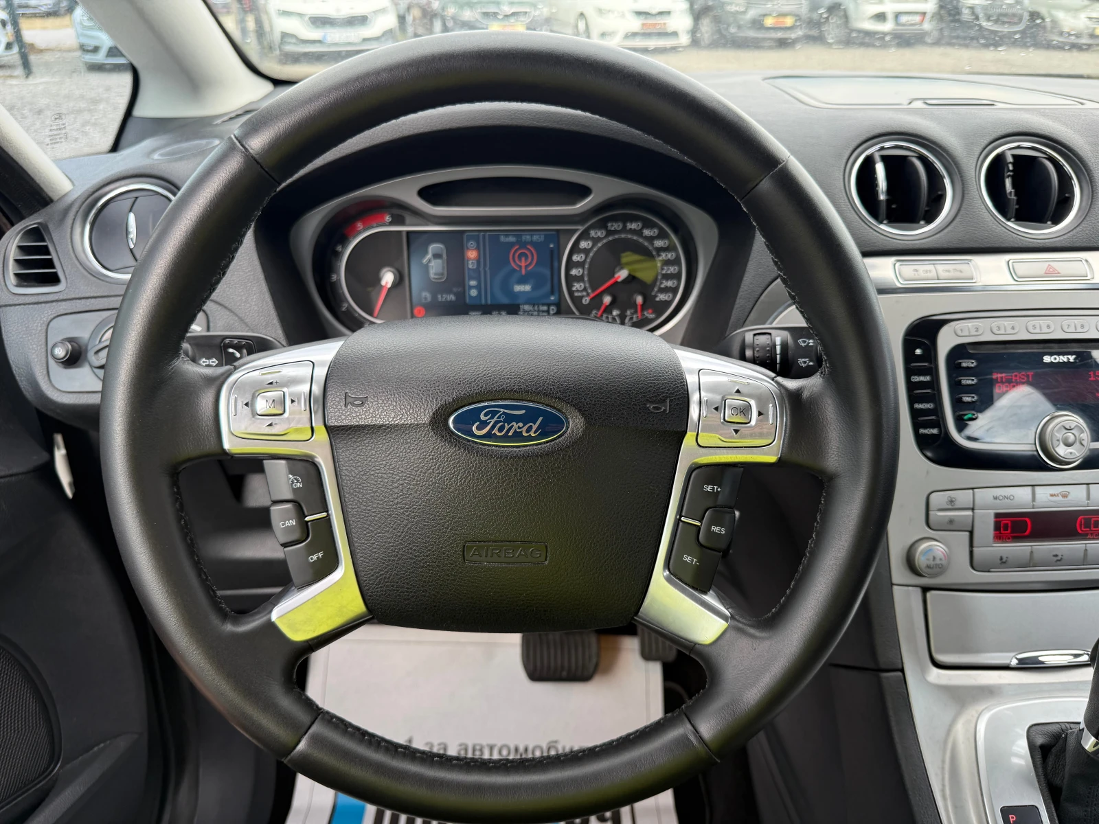 Ford S-Max 2.0TDCI АВТОМАТ* ПОДГРЕВ* АЛКАНТАРА* ШВЕЙЦАРИЯ, снимка 16 - Автомобили и джипове - 55183355