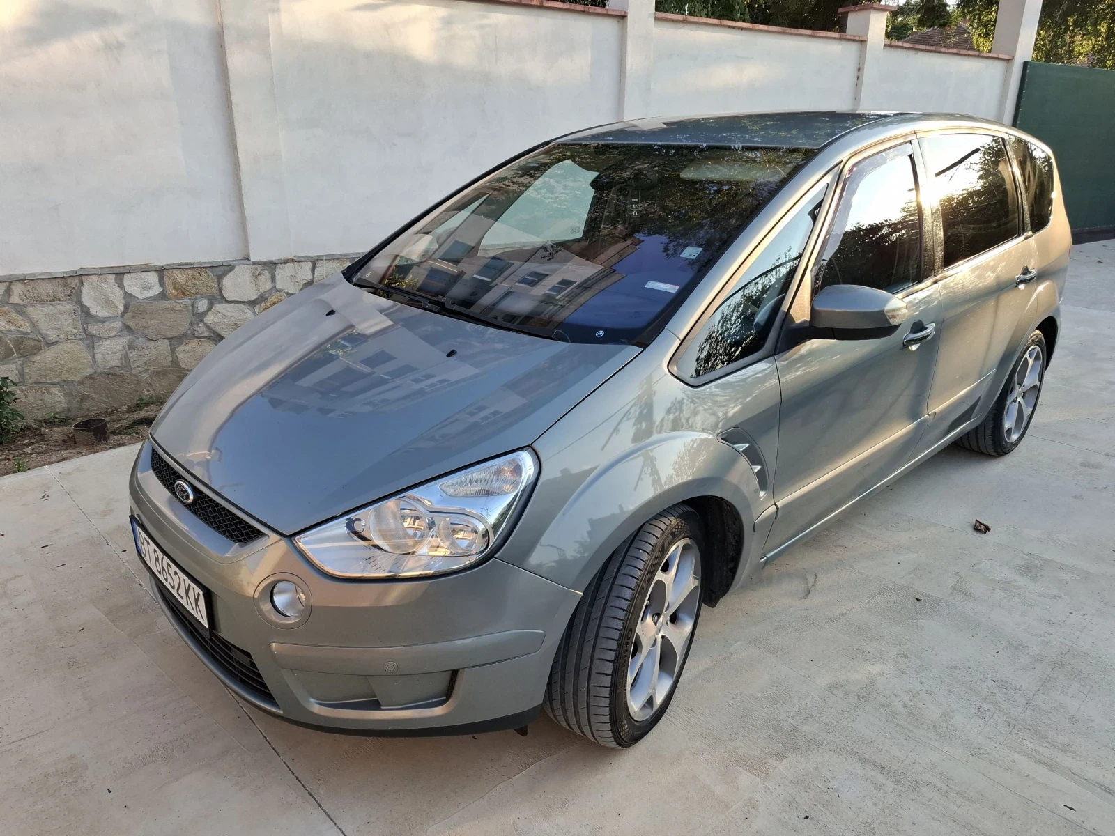 Ford S-Max 2.2, снимка 2 - Автомобили и джипове - 55231252