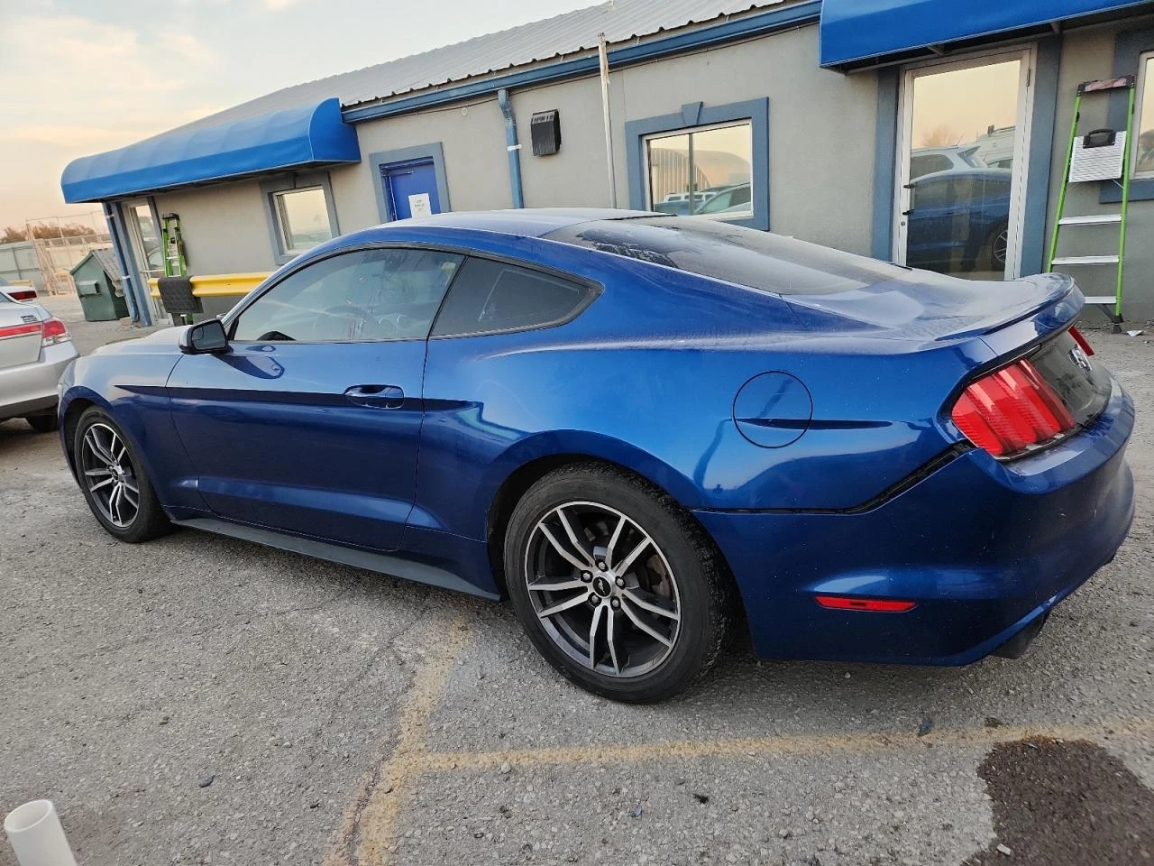 Ford Mustang 2.3i, снимка 2 - Автомобили и джипове - 55390477