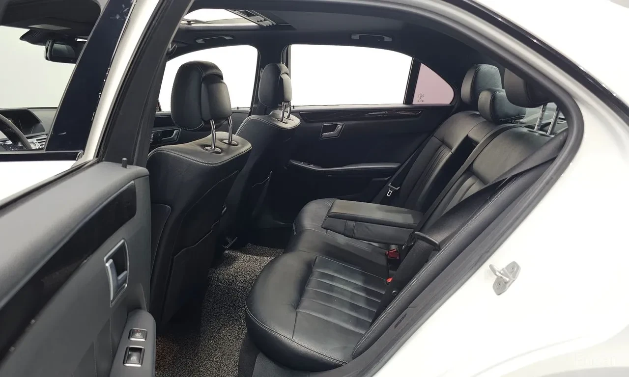 Mercedes-Benz E 220 задно предаване, снимка 9 - Автомобили и джипове - 55476205