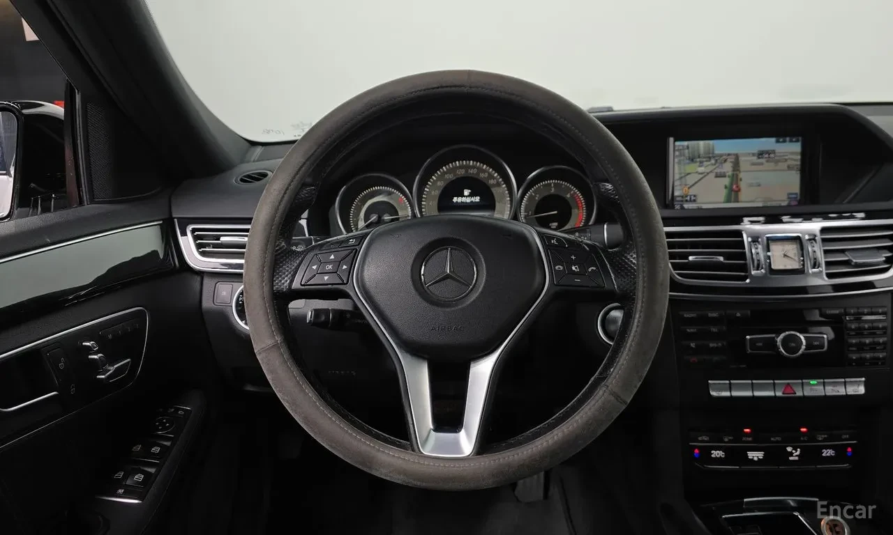 Mercedes-Benz E 220 задно предаване, снимка 10 - Автомобили и джипове - 55476205