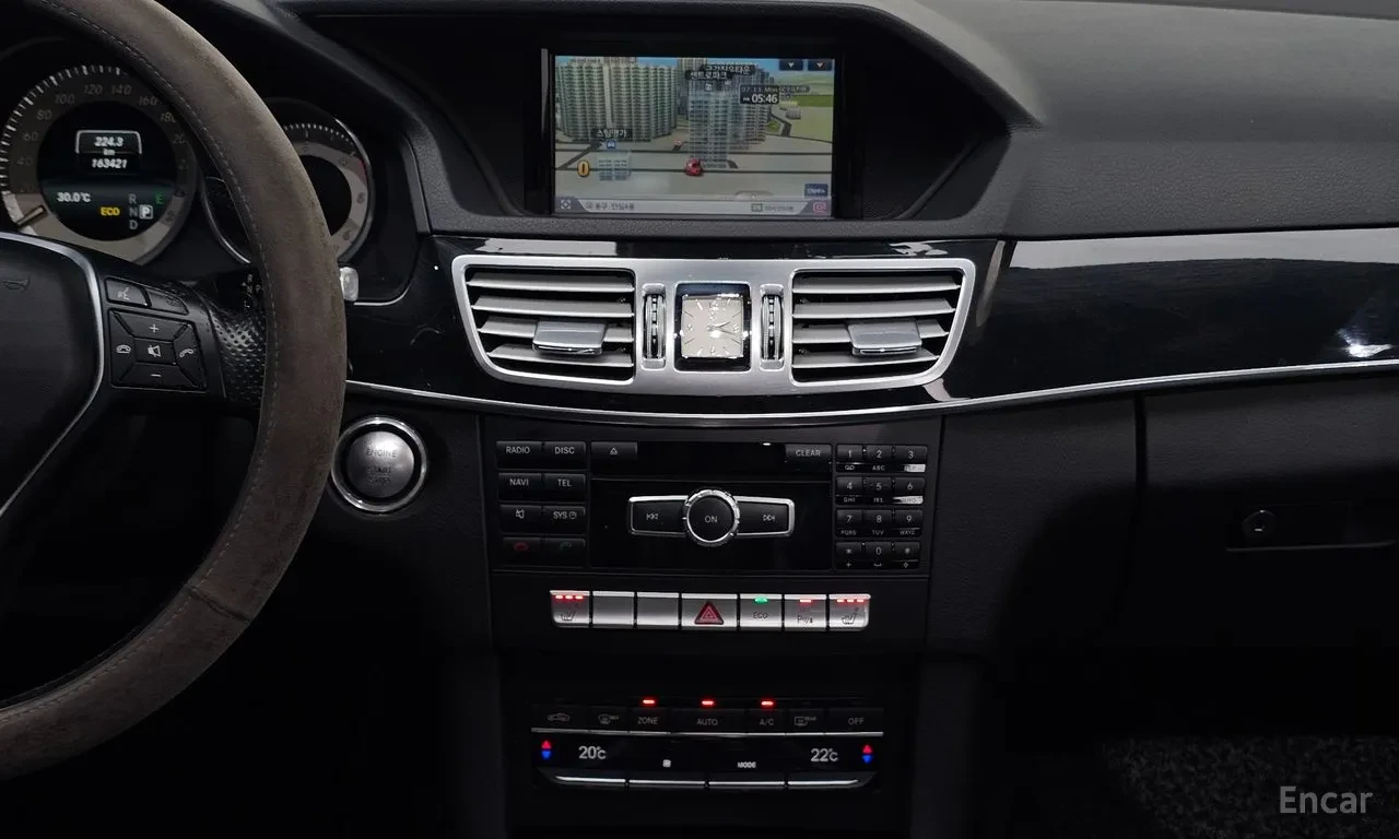 Mercedes-Benz E 220 задно предаване, снимка 11 - Автомобили и джипове - 55476205
