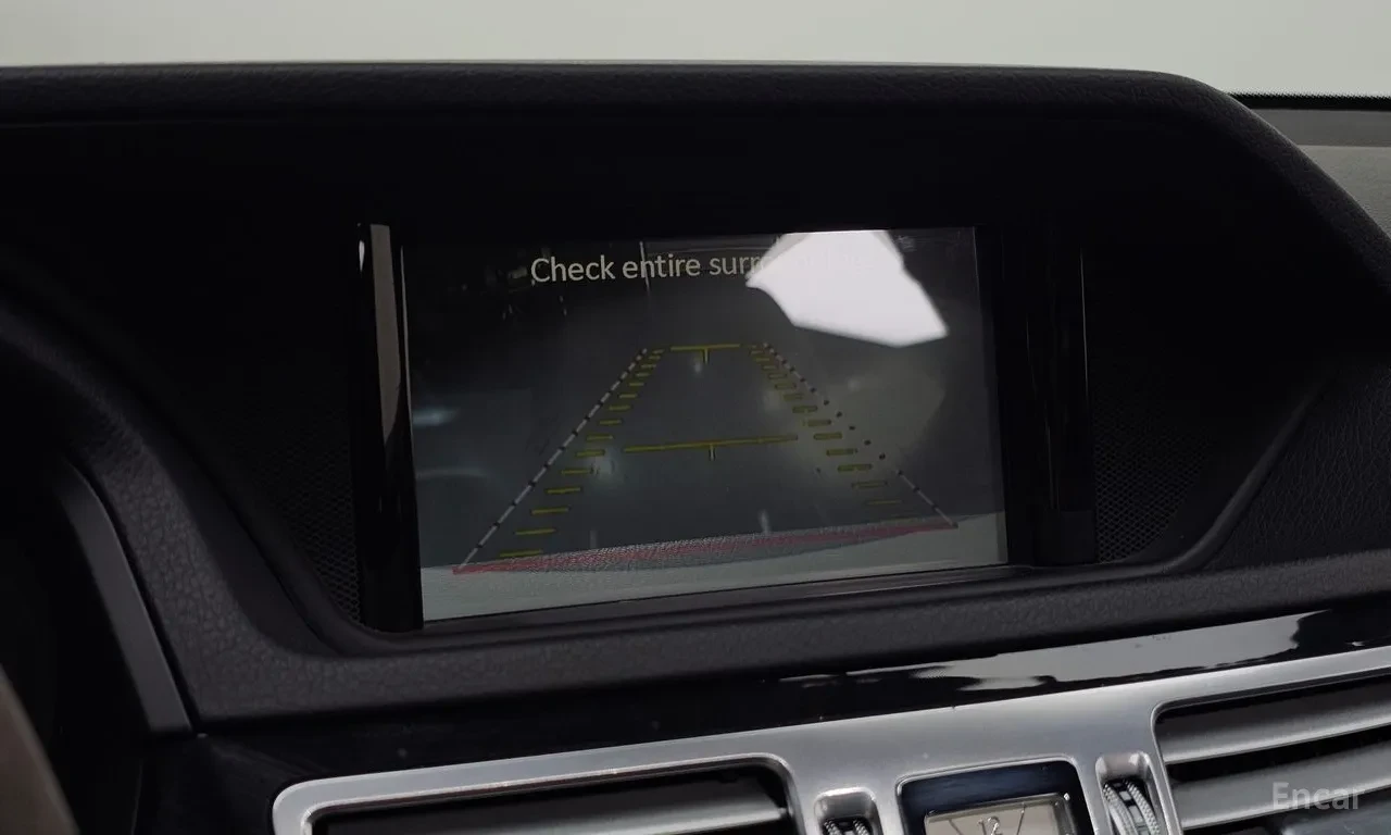 Mercedes-Benz E 220 задно предаване, снимка 12 - Автомобили и джипове - 55476205