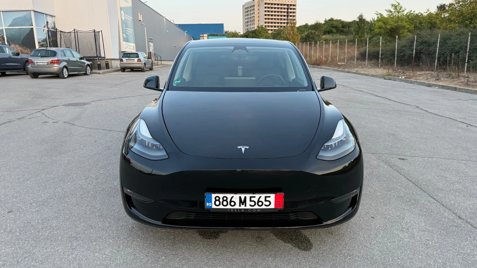 Tesla Model Y LONG RANGE DUAL MOTOR SOH 91.4%, снимка 8 - Автомобили и джипове - 56143722