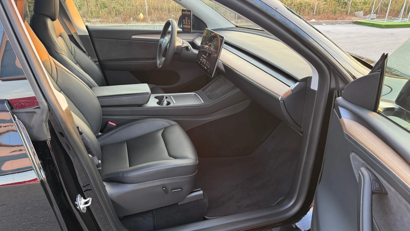 Tesla Model Y LONG RANGE DUAL MOTOR SOH 91.4%, снимка 11 - Автомобили и джипове - 56143722