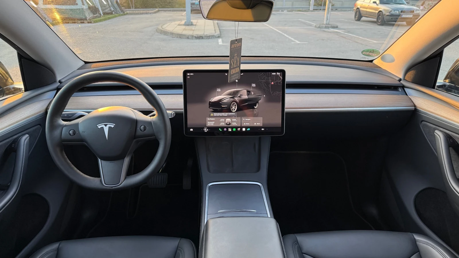 Tesla Model Y LONG RANGE DUAL MOTOR SOH 91.4%, снимка 12 - Автомобили и джипове - 56143722