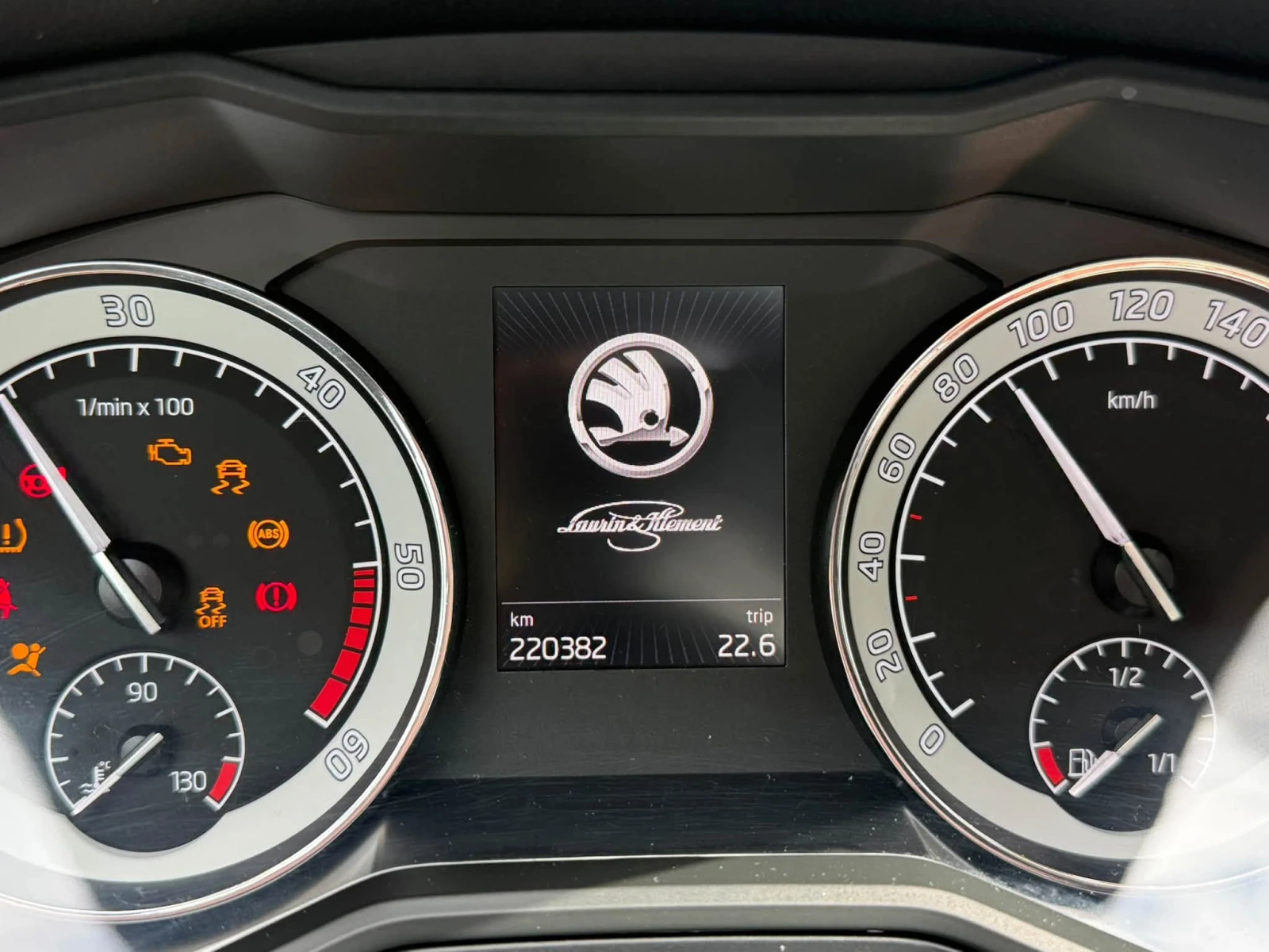 Skoda Superb 4x4 L&K 190kc | Mobile.bg � ����������� 14