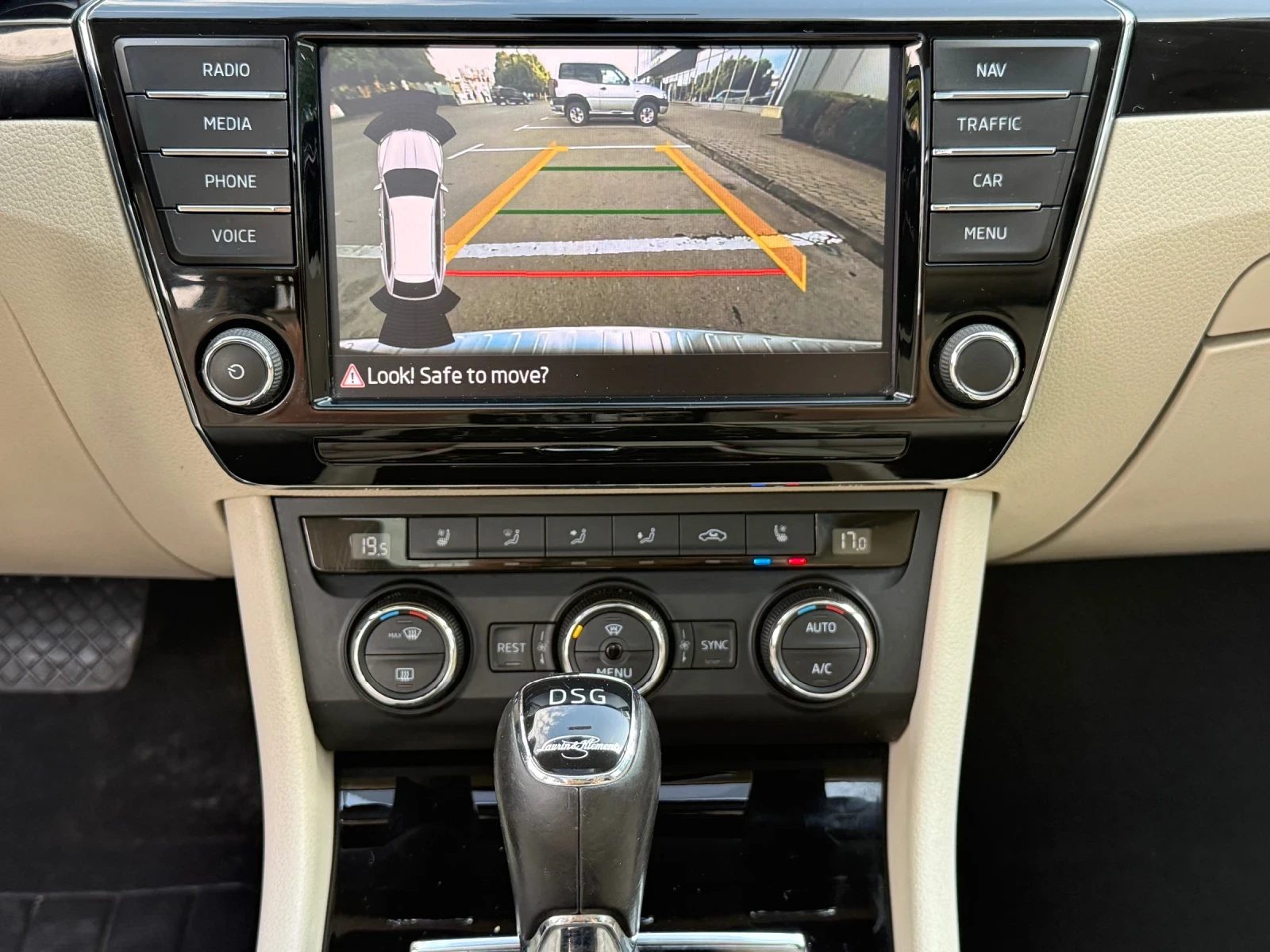 Skoda Superb 4x4 L&K 190kc | Mobile.bg � ����������� 17