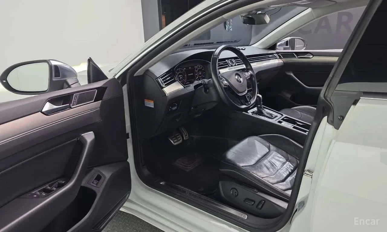 VW Arteon, снимка 10 - Автомобили и джипове - 56739686