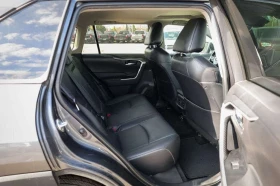 Toyota Rav4 * XLE HV * АВТОКРЕДИТ БЕЗ ПЪРВОНАЧАЛНА ВНОСКА, снимка 10