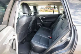 Toyota Rav4 * XLE HV * АВТОКРЕДИТ БЕЗ ПЪРВОНАЧАЛНА ВНОСКА, снимка 16