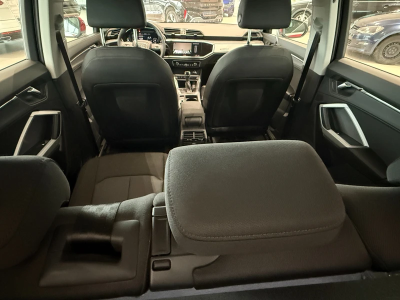 Audi Q3 35 TDI 150HP 7-Stronic, снимка 5 - Автомобили и джипове - 53028192