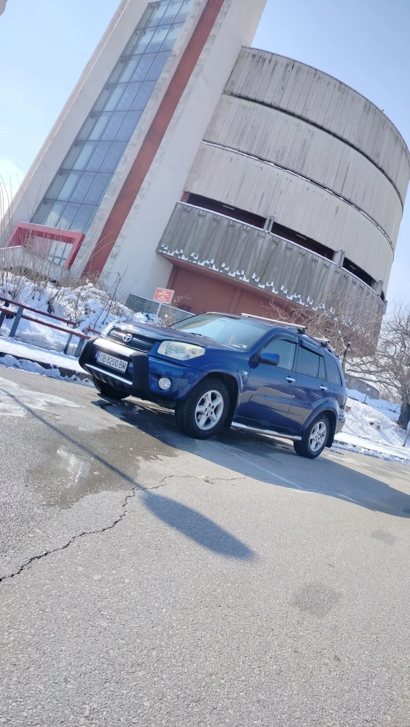 Toyota Rav4 2.0, снимка 11 - Автомобили и джипове - 53395965