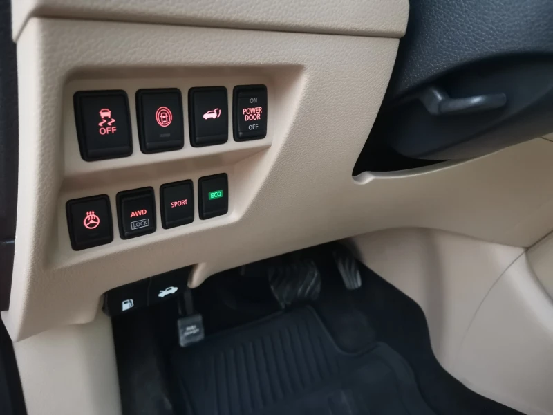 Nissan Rogue 2.5 SL AWD, снимка 12 - Автомобили и джипове - 53507314