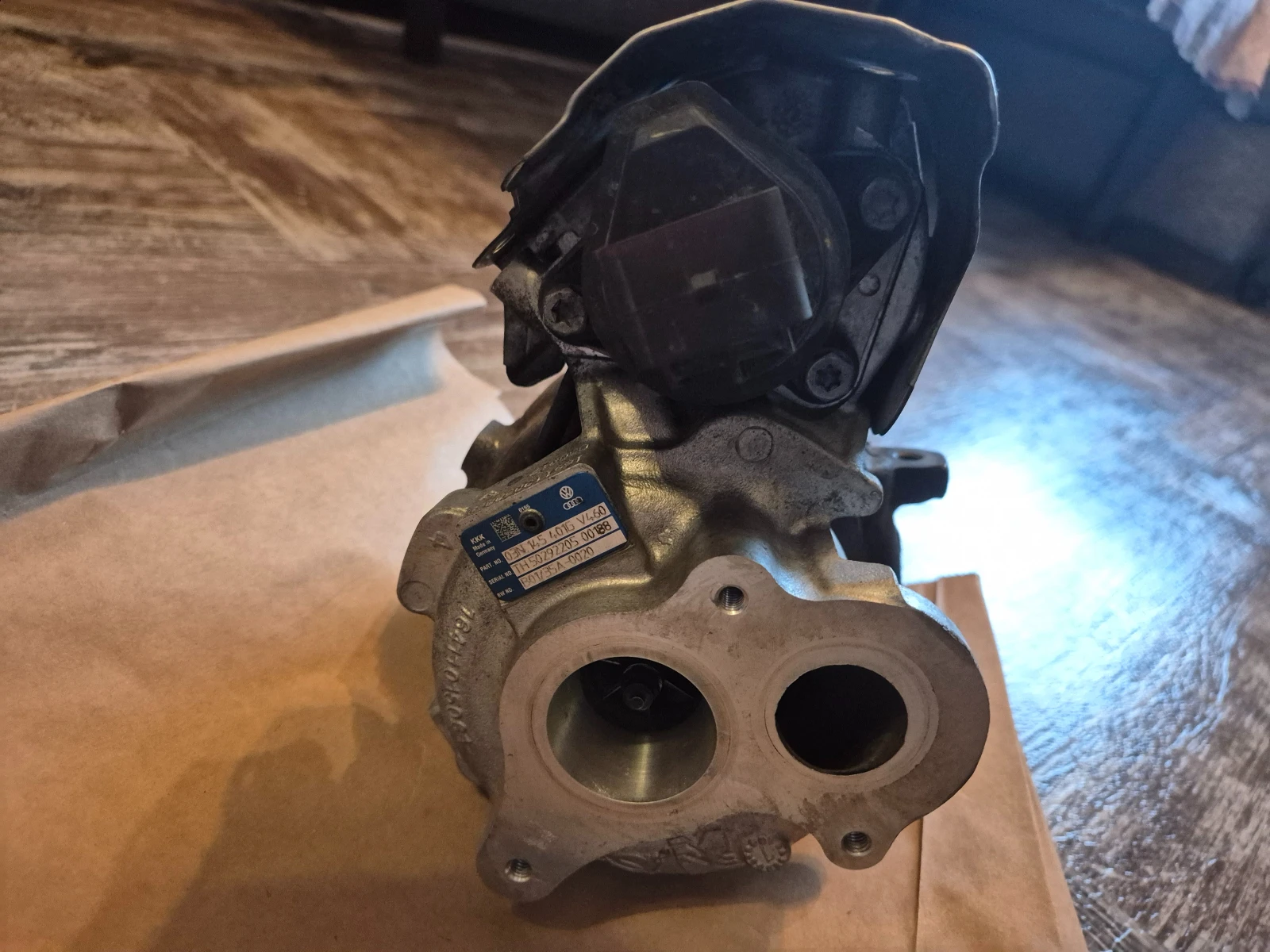 VW Tiguan BorgWarner турбина оригинална VAG 2.0 TDI Bi-Turbo - изображение 4