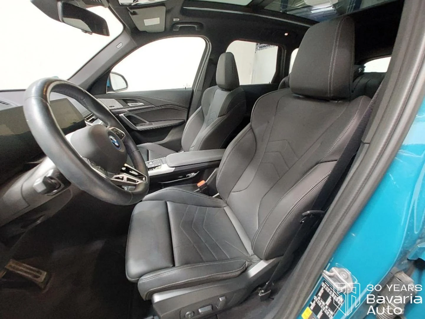 BMW iX1 30 xDrive M Sport Paket - изображение 5