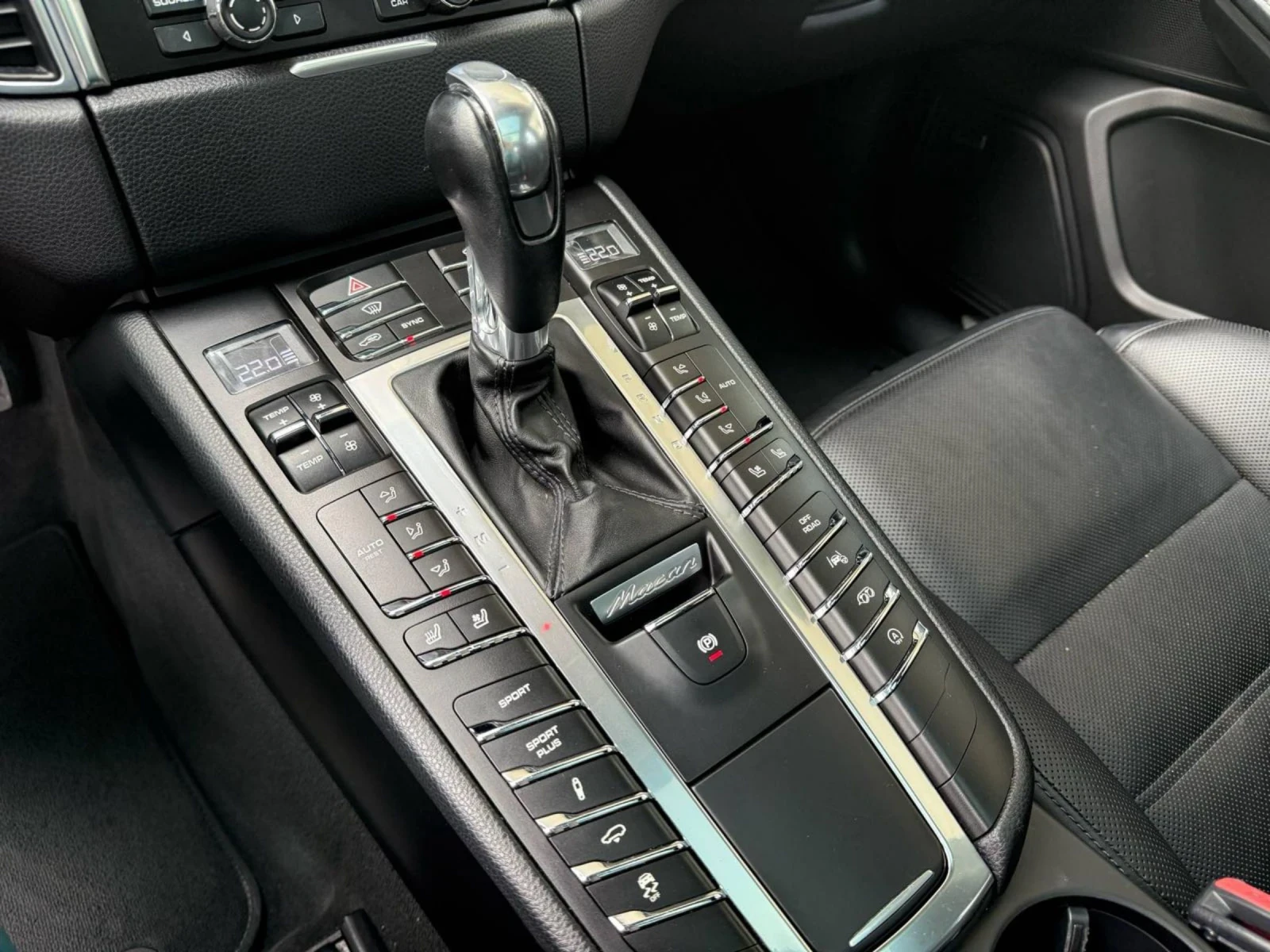 Porsche Macan TURBO /   /   | Mobile.bg   15