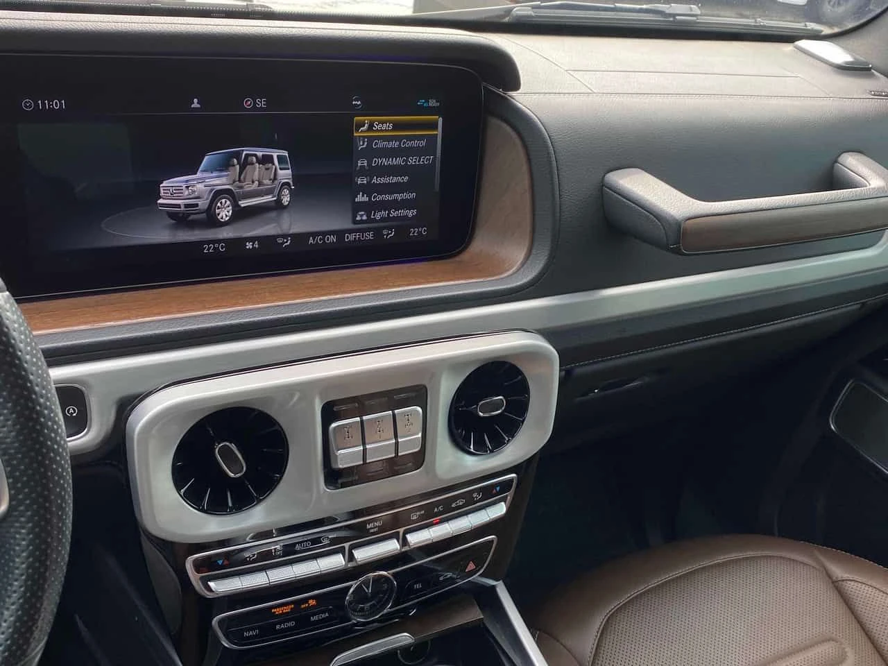 Mercedes-Benz G * 550 * BURMESTER* PANO* KEYLESS* ПОДГРЕВ*  - изображение 9