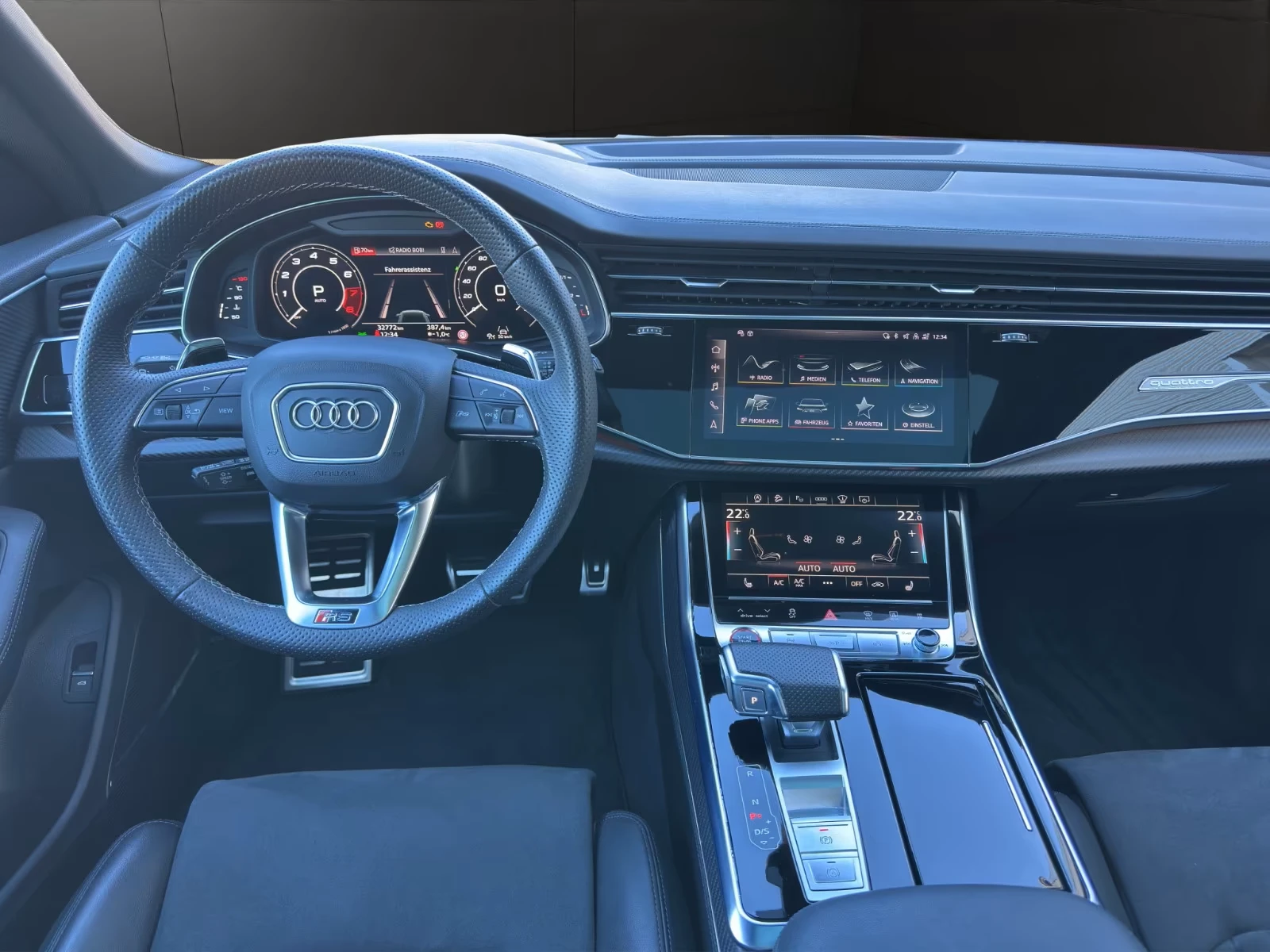Audi RSQ8 HEAD-UP* DISTR* B&O* MEMORY* PANO* 360CAM* , снимка 12 - Автомобили и джипове - 54519587