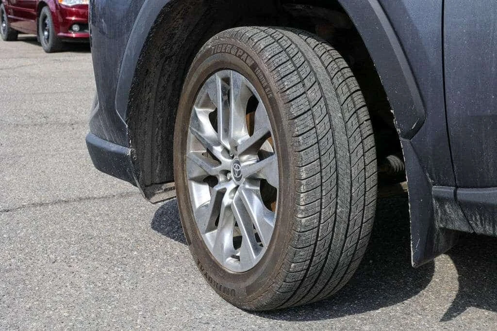 Toyota Rav4 * XLE HV * АВТОКРЕДИТ БЕЗ ПЪРВОНАЧАЛНА ВНОСКА, снимка 7 - Автомобили и джипове - 54608095