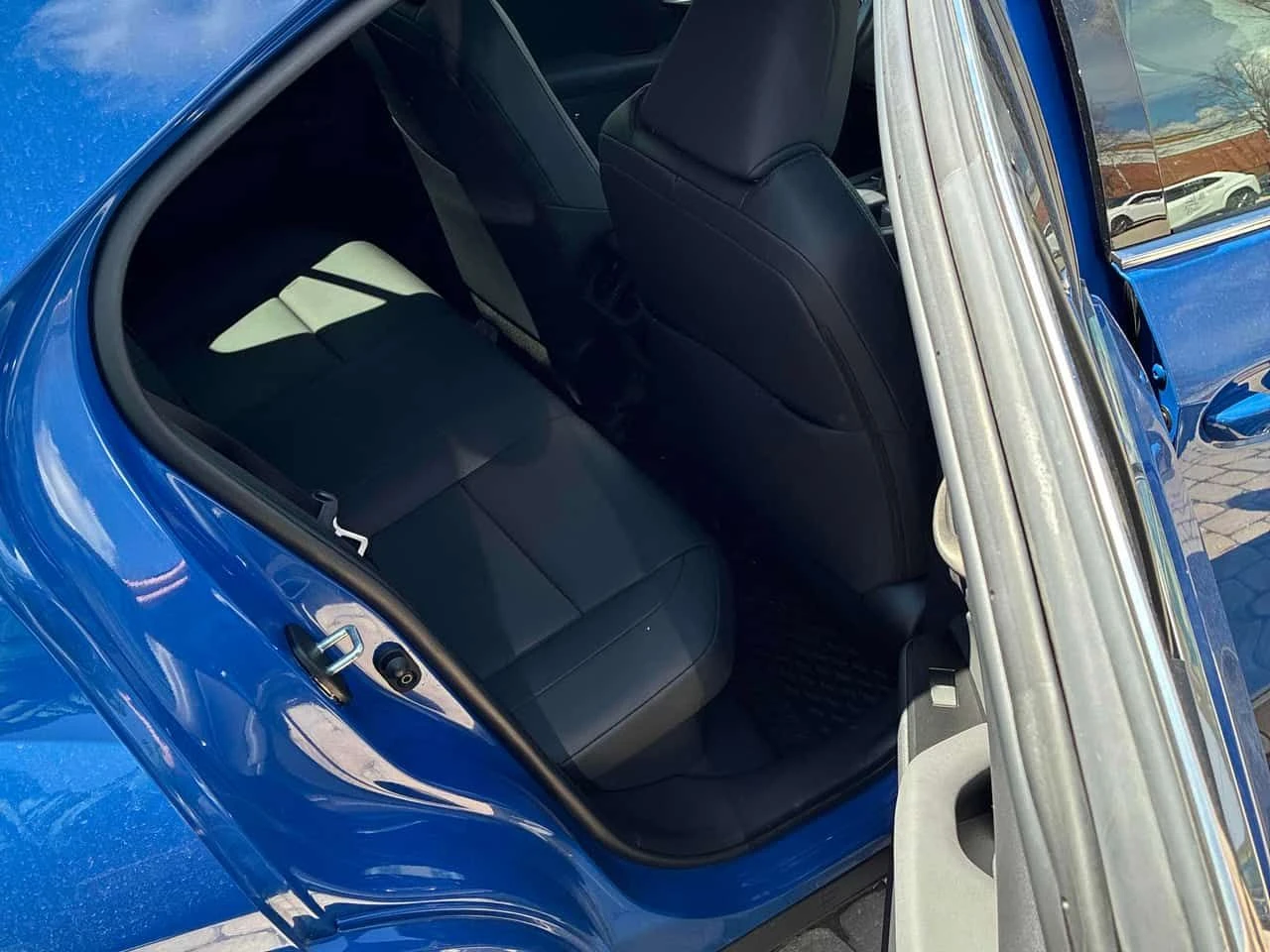 Lexus UX 250h | ШИБИДАХ | CARFAX | ПОДГРЕВ | , снимка 14 - Автомобили и джипове - 54616525
