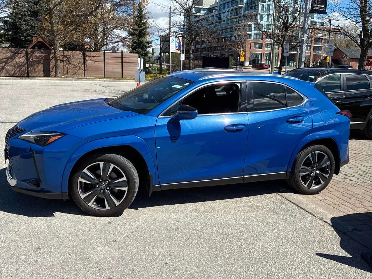 Lexus UX 250h | ШИБИДАХ | CARFAX | ПОДГРЕВ | , снимка 2 - Автомобили и джипове - 54616525