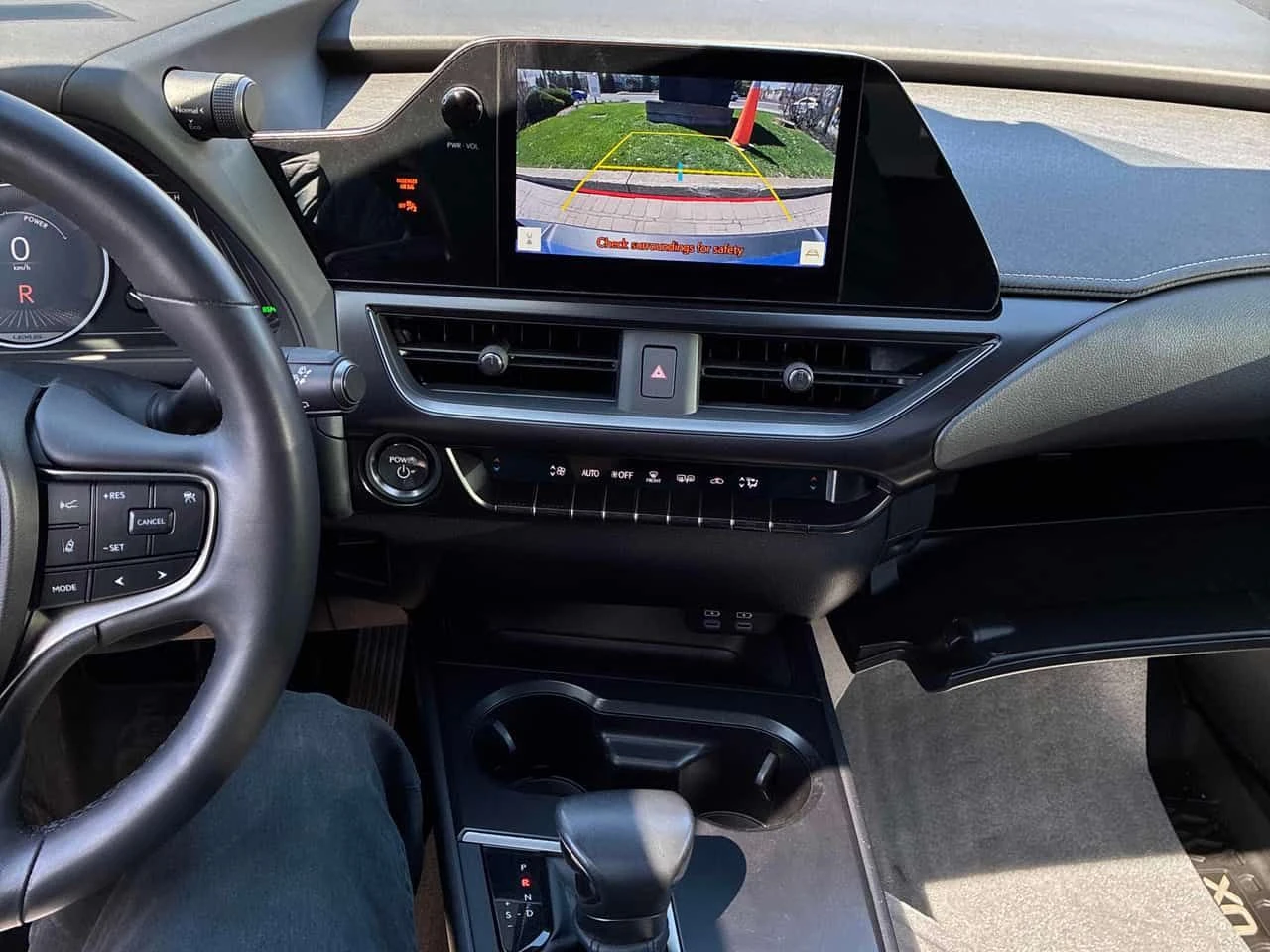Lexus UX 250h | ШИБИДАХ | CARFAX | ПОДГРЕВ | , снимка 9 - Автомобили и джипове - 54616525