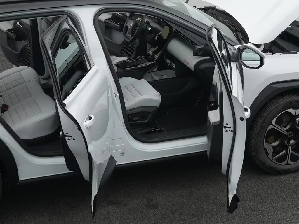 Citroen C5 Aircross ELEKTRO/213HP/COMF./MAX/MASSAGE/HUD/360/MEMO/361q, снимка 9 - Автомобили и джипове - 54741135
