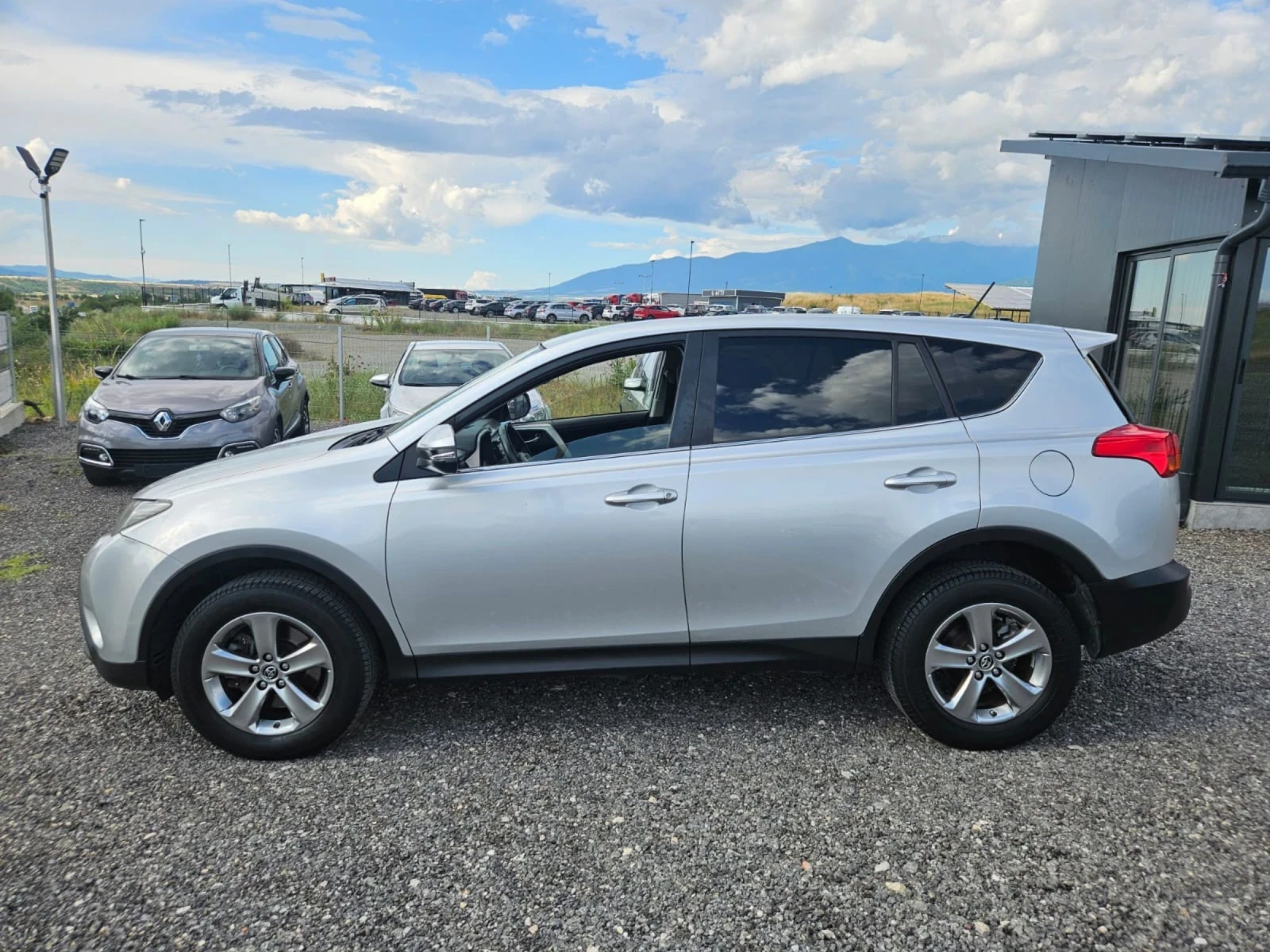 Toyota Rav4 2.0D4D, снимка 8 - Автомобили и джипове - 55037880