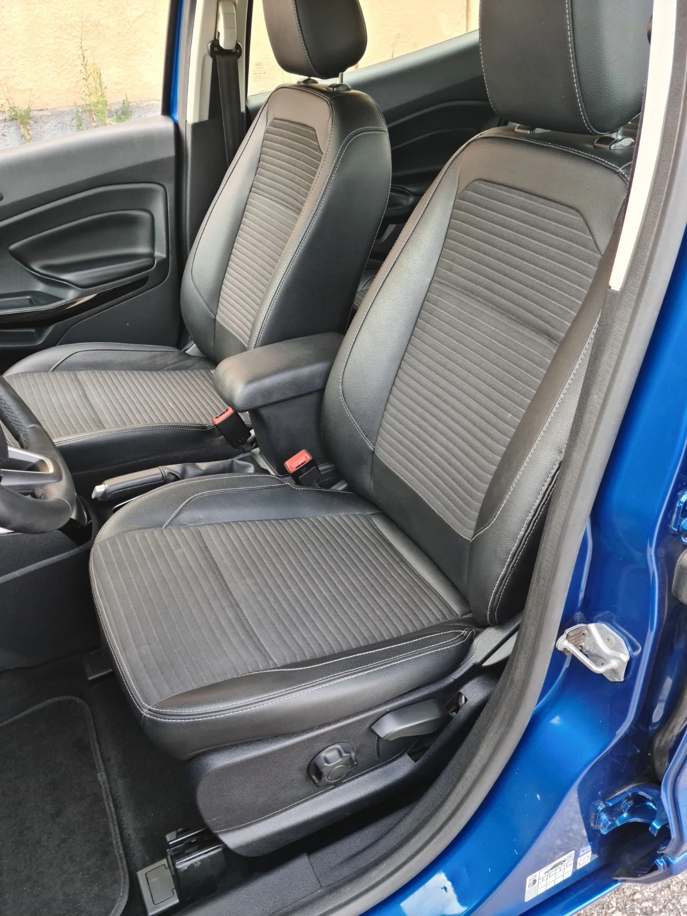 Ford EcoSport, снимка 15 - Автомобили и джипове - 55672247