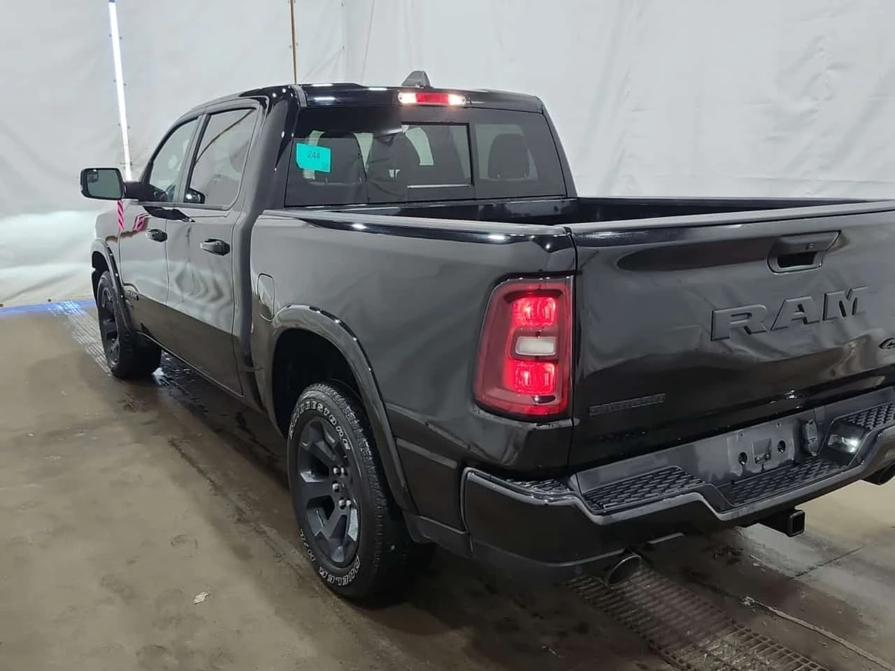 Dodge RAM 1500 * 4x4 Crew Cab 5'7" Box Big Horn Crew Cab  | Mobile.bg � ����������� 6