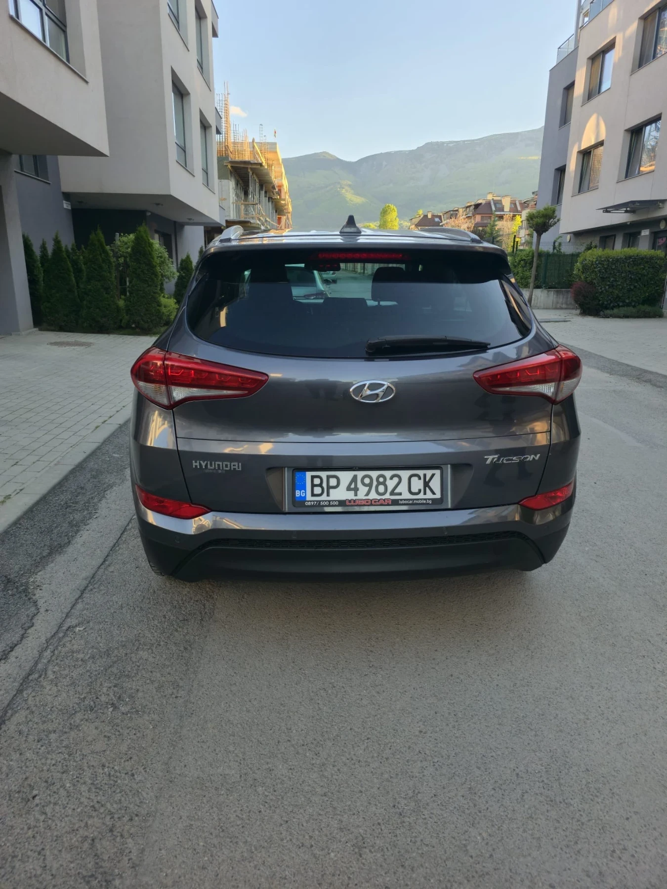 Hyundai Tucson, снимка 6 - Автомобили и джипове - 56688245