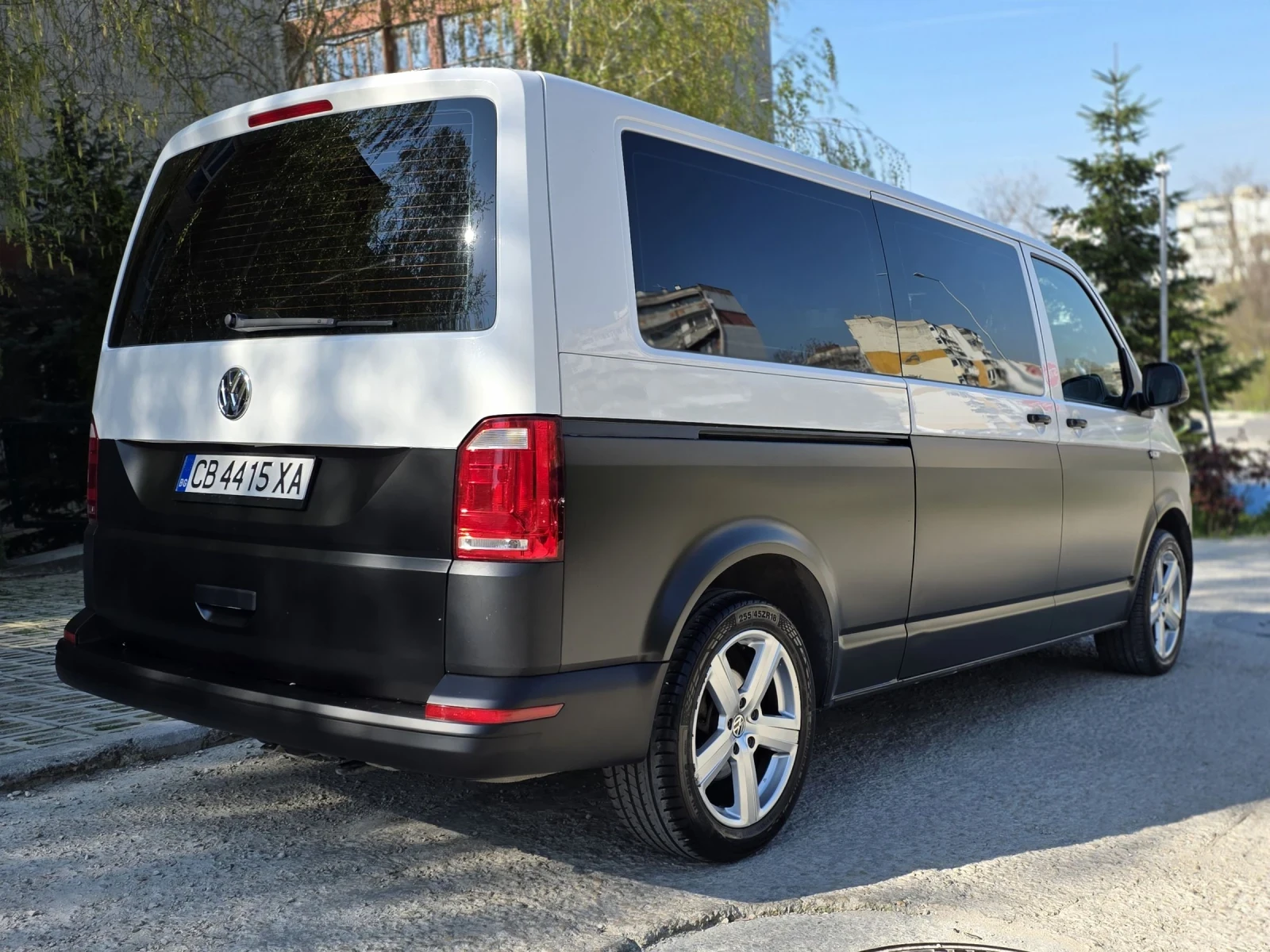VW Transporter T6 дълга база, снимка 6 - Бусове и автобуси - 54250633