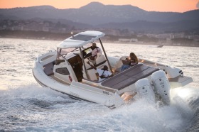 Обява за продажба на Надуваема лодка Cant. Capelli T42 ~ 516 000 EUR - изображение 1