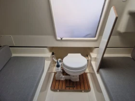 Моторна яхта Quicksilver  Activ 755 Sundeck | Auto.bg — изображение 14