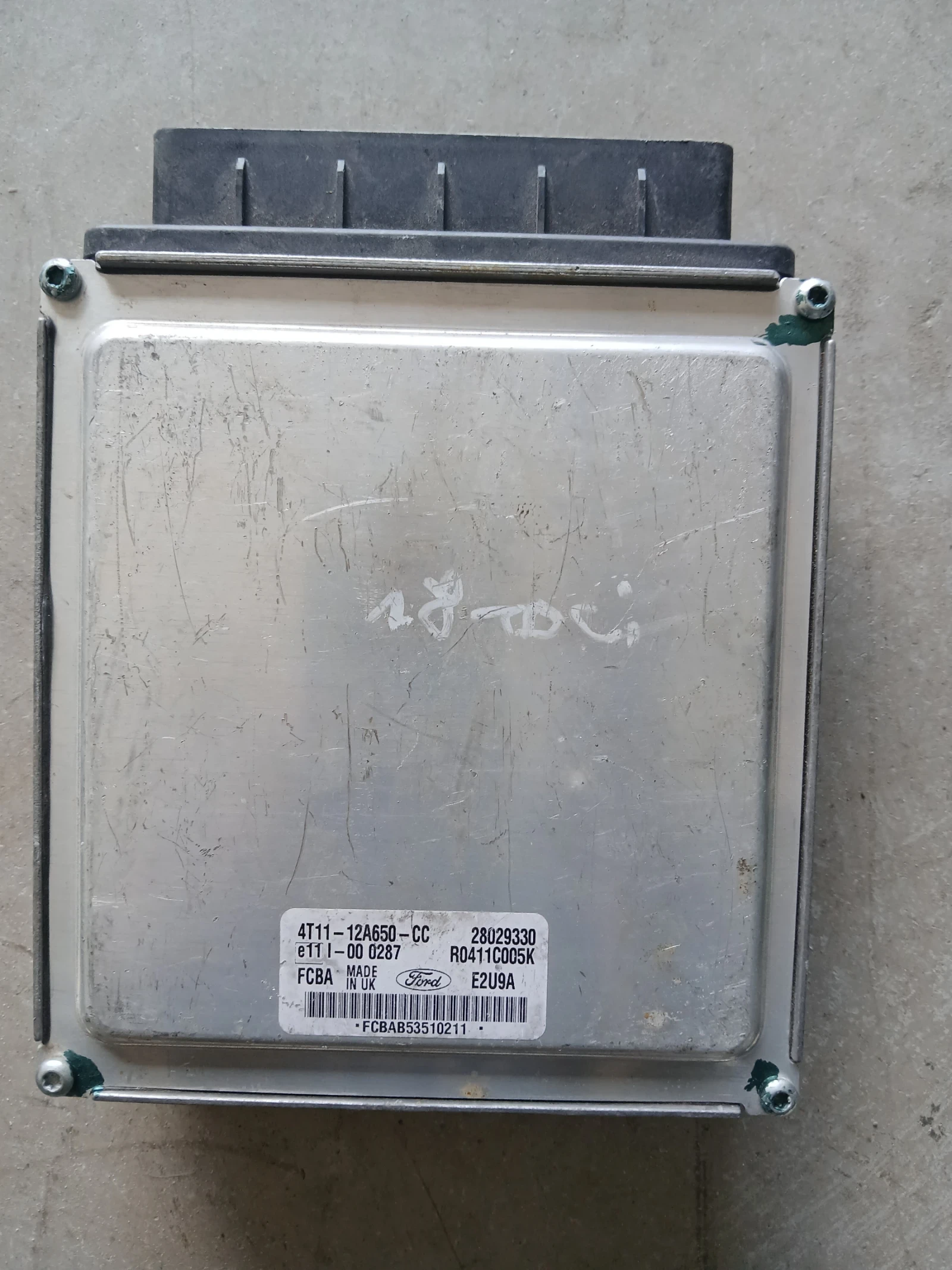 28029330 Компютър Ford Transit 