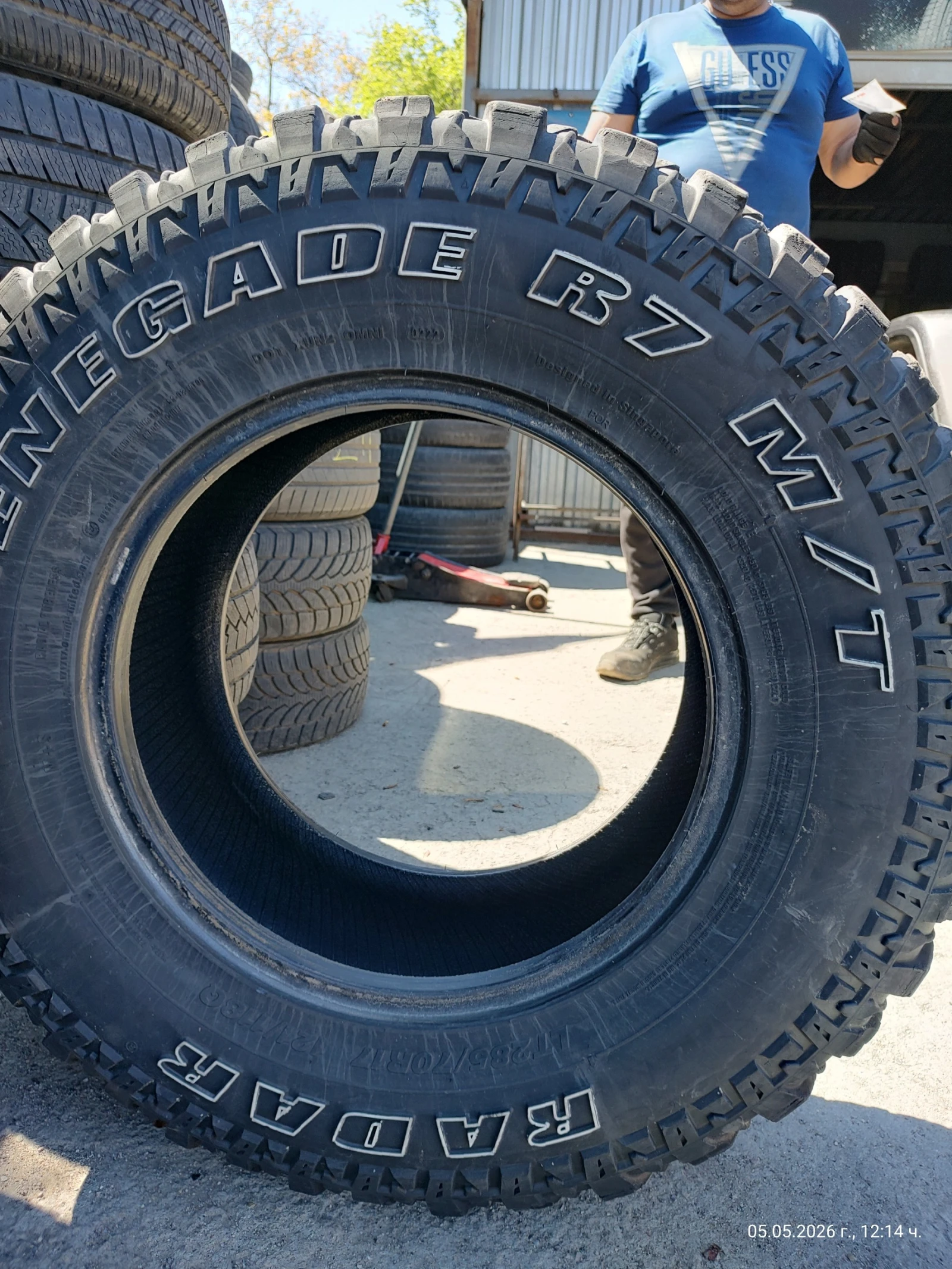 Гуми Всесезонни 285/70R17, снимка 2 - Гуми и джанти - 54436197