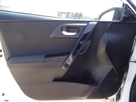 Toyota Auris SW Restyling 1.8 Full Hybrid (HEV) E-CVT Active, снимка 8