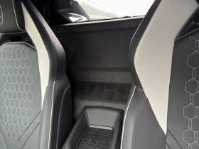 Lamborghini Revuelto 6.5 V12 HPEV / CERAMIC / CARBON / 360 /, снимка 10