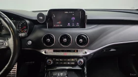 Kia Stinger 3.3 GT TURBO* ОБДУХ* 360* HUD* ПАНОРАМА* , снимка 14
