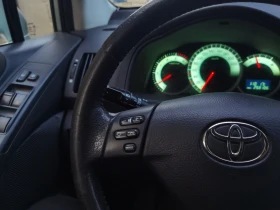 Toyota Corolla verso, снимка 8