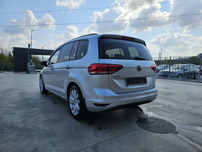 VW Touran 1.6TDI, снимка 7 - Автомобили и джипове - 47293667