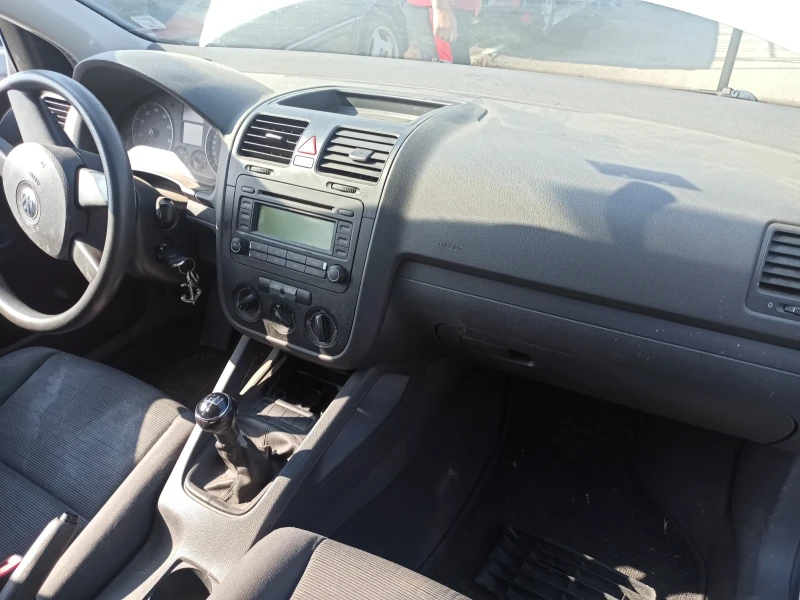 VW Golf Golf 5 1.4 fsi 90k , снимка 10 - Автомобили и джипове - 47323536