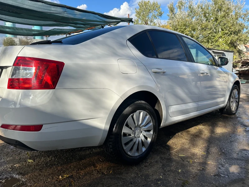Skoda Octavia DsG, снимка 5 - Автомобили и джипове - 47883191