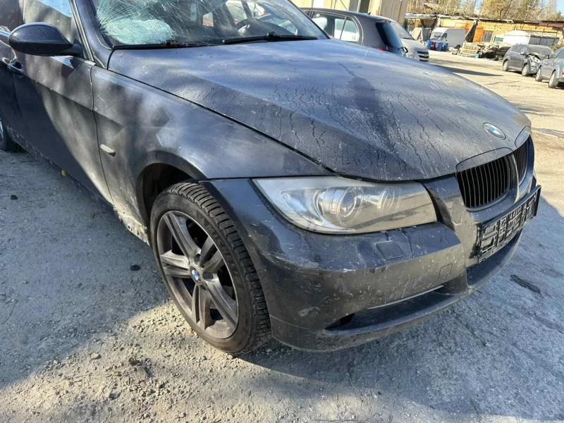 BMW 330 231 коня части, снимка 3 - Автомобили и джипове - 47883191