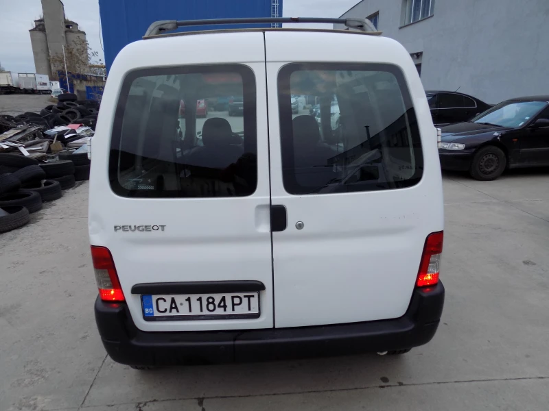 Peugeot Partner 1.6HDI KLIMA/PARKTRONIK, снимка 3 - Автомобили и джипове - 48281066