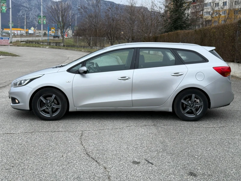 Kia Ceed 1.4crdi-90kc, снимка 4 - Автомобили и джипове - 48652819